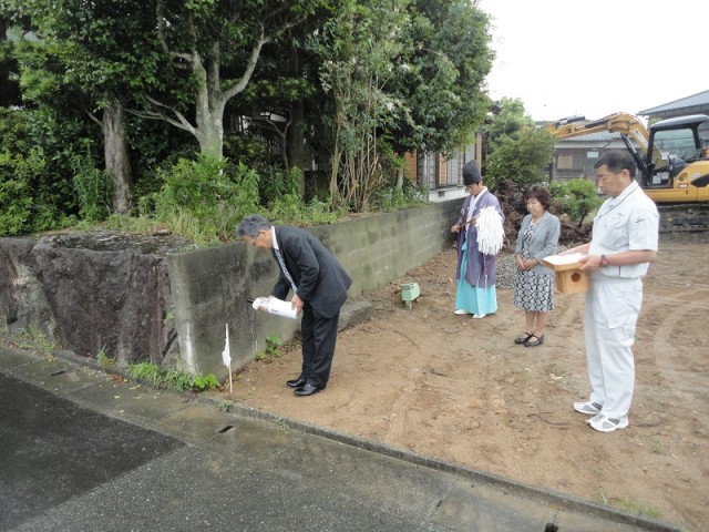 糸島市の注文住宅Ｈ様邸戸建て　地鎮祭を催しました掲載写真4